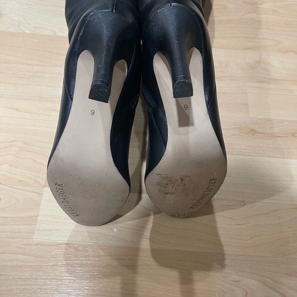 Kelsi Dogger lather over the knee boots - Picture 5 of 8